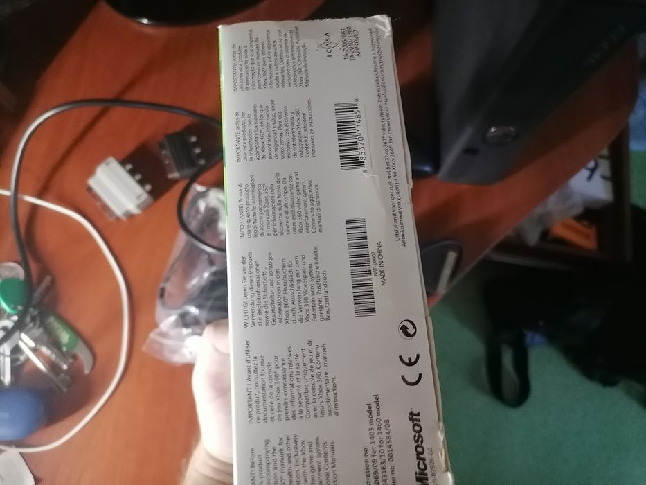 Microsoft Xbox 360 slim, Freeboot, Aurora, на чипі