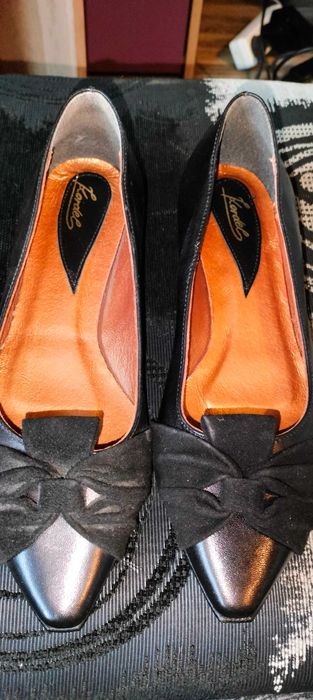 Buty skórzane na obcasiku