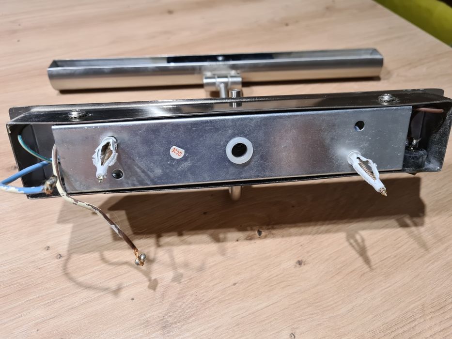 Lampa kinkiet ścienna italux ruchoma