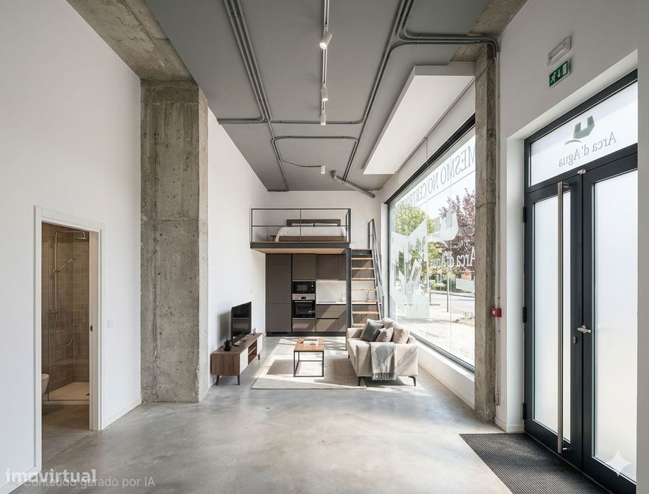 Loja arrendada com 53 m² e entrada independente em Paranhos