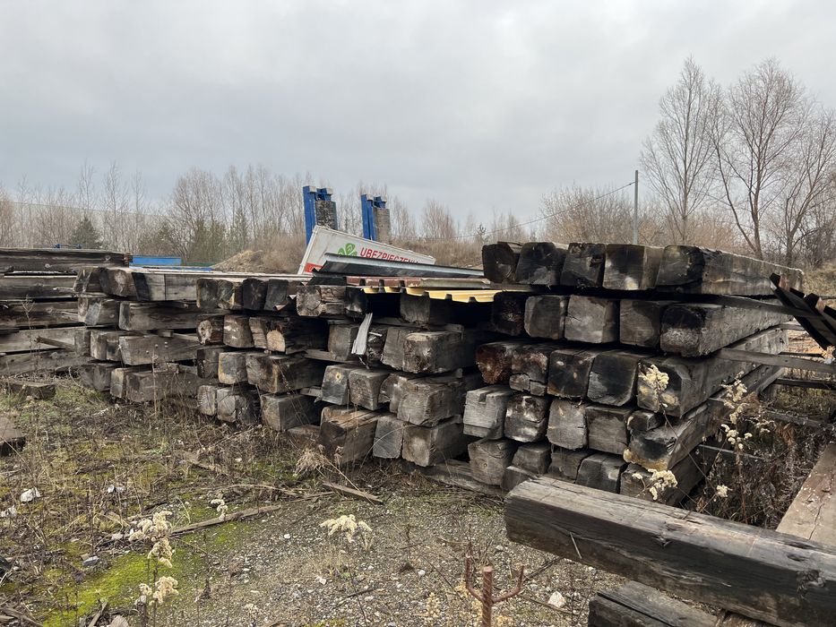 Belki drewniane strop