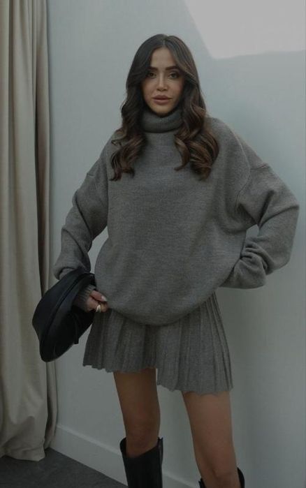 Теплий костюм зі спідницею