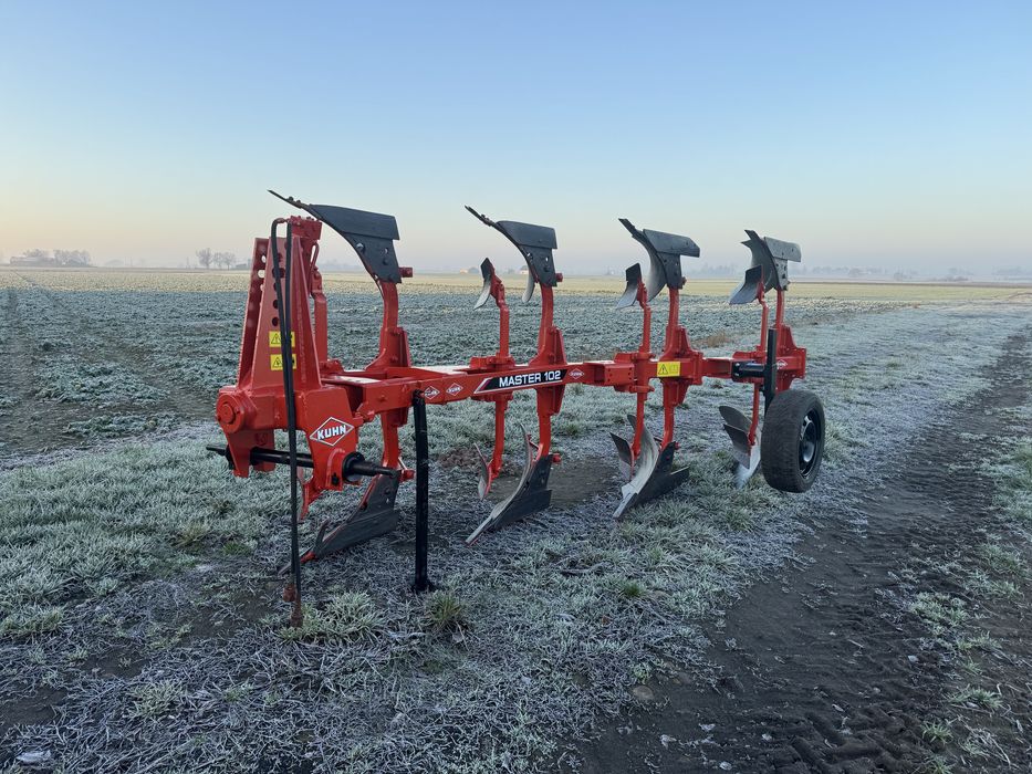 Kuhn master 4 !! Model 3+1 !! Od 80km !! Plug obrotowy (lemken overum)