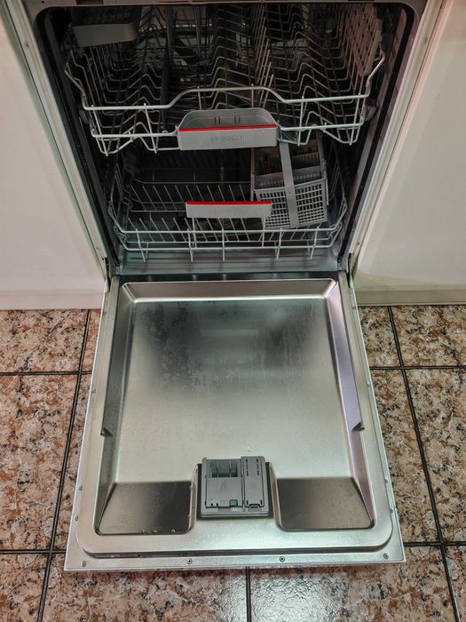 Máquina de Lavar Loiça BOSCH Serie 4 SMS46KW02E