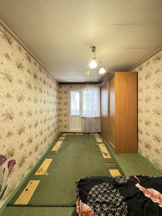 Продам 3к квартиру на Салтовке ,просп Юбилейный 32а