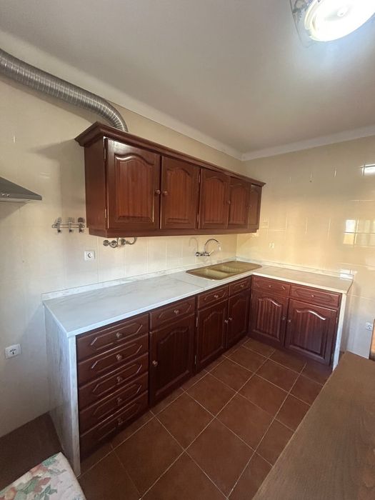 Cozinha completa em bom estado
