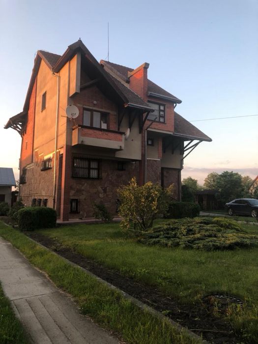 Будинок особняк с.Заводське Буський р-н 60км від Львова