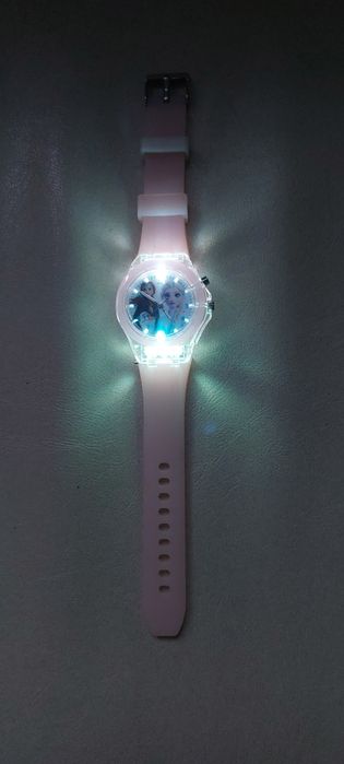 Zegarek świecący Kraina Lodu Anna i Elsa