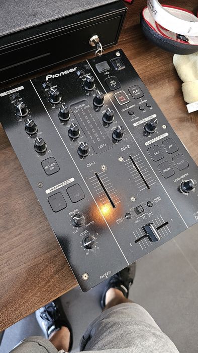 Mesa mistura Pioneer DJM 350