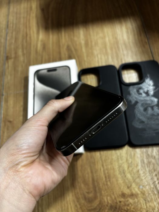 Iphone 15 pro max Titânio