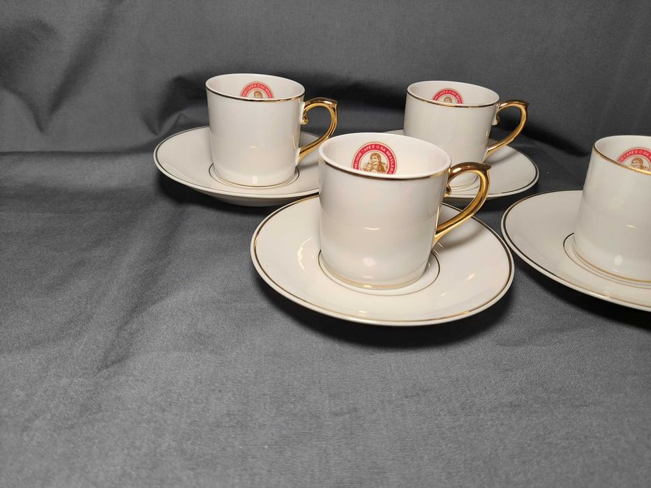 Chavenas café Vista Alegre antigas -- Chavenas café Brasileira