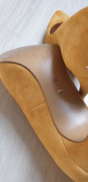 Czółenka szpilki skóra żółte Wojas rozmiar 37