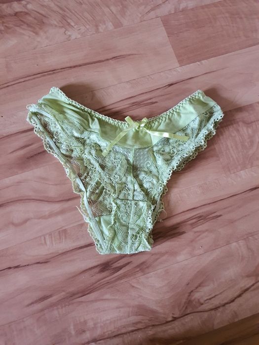 Majtki koronkowe rozmiar S