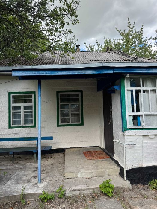 продам будинок селище Буки