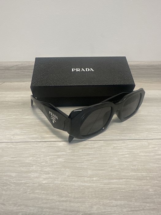 okulary przeciwsloneczne prada