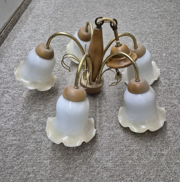 Żyrandole po 20 zł