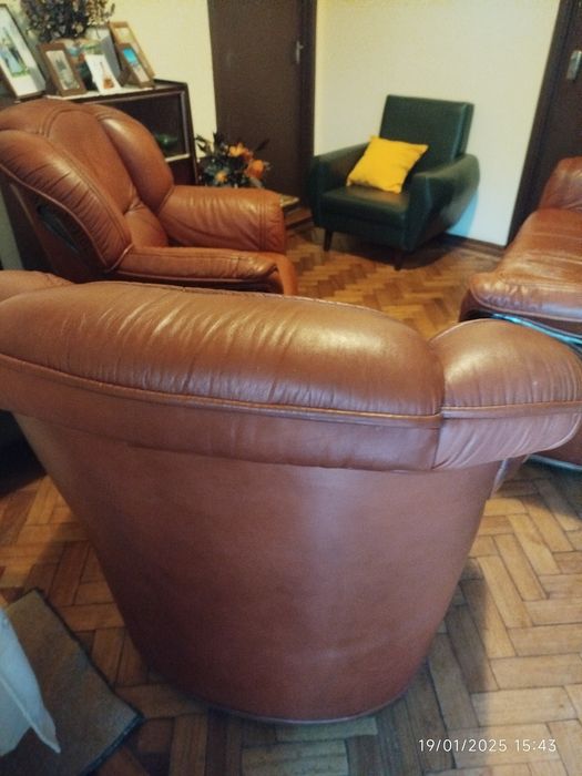 Sofá e cadeirões