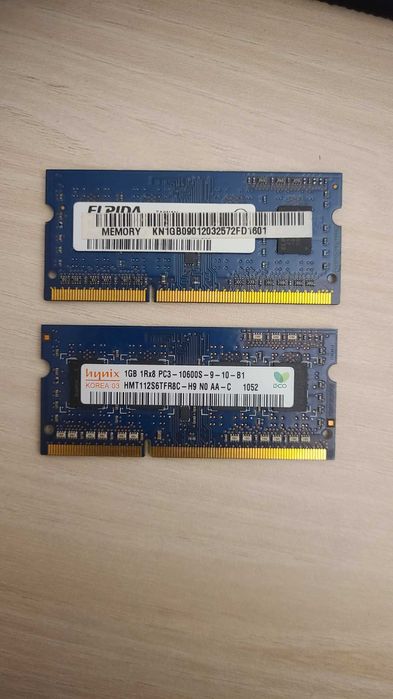 Pamięć RAM  2x1 GB DDR3 1333MHz