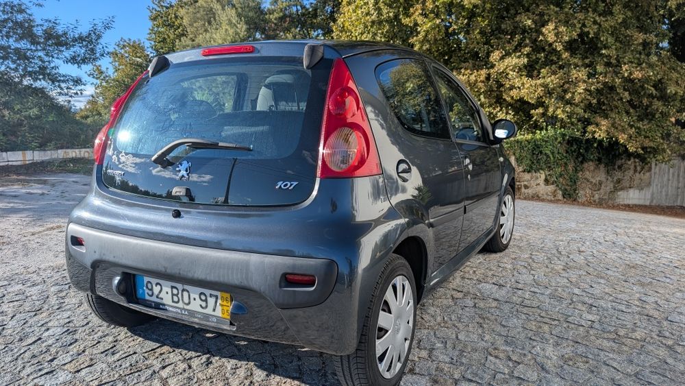 Peugeot 107 1.0 AC