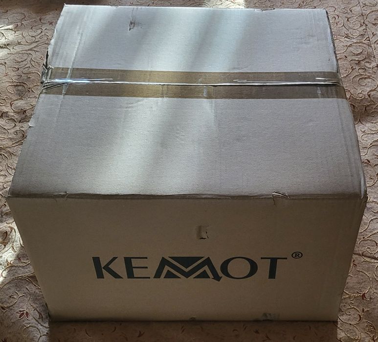 Продам інвертор KEMOT PROsolar-1000