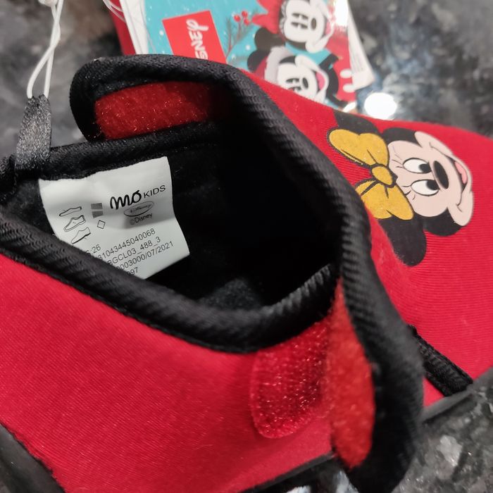 Natal_ Pantufas Minnie com  etiqueta