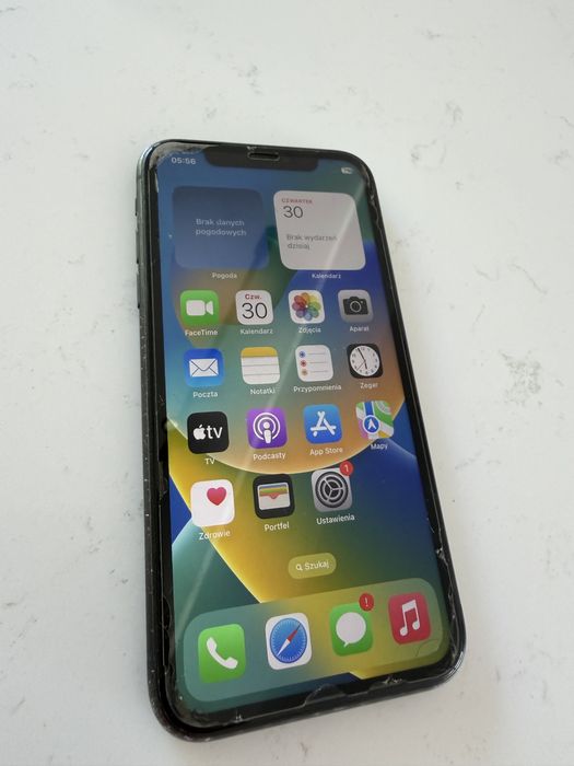 IPhone11 czarny.