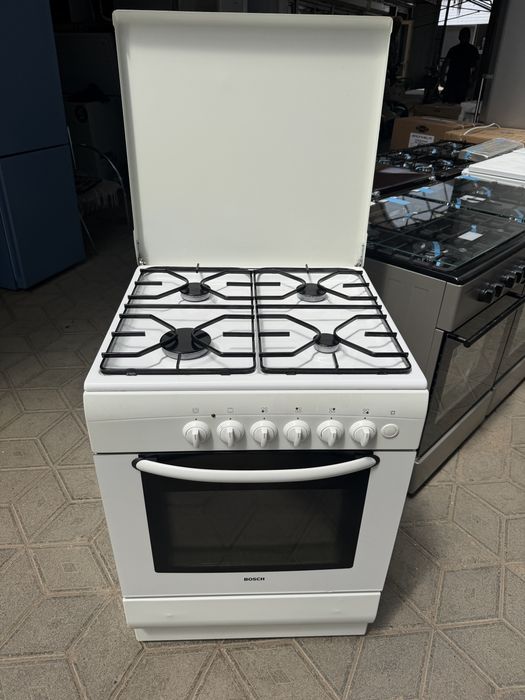 Газова плита шириною 60см Bosch HSY152ANL