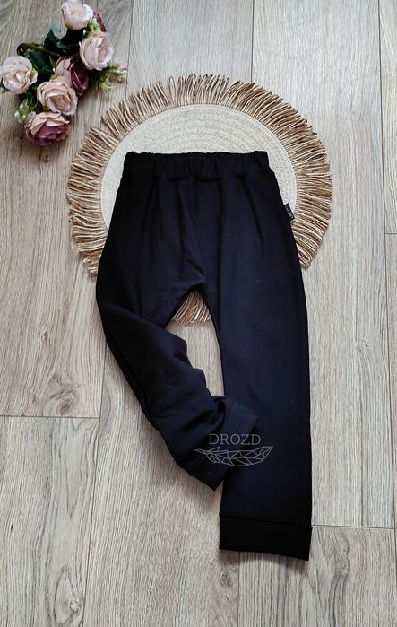 Spodnie dresowe baggy r.104