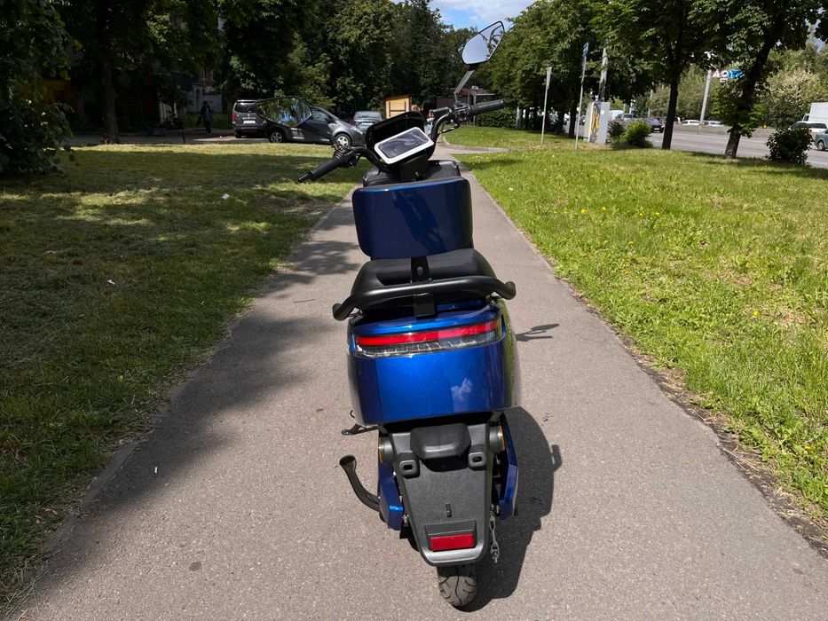 Електроскутер SPARK SP1500E-1