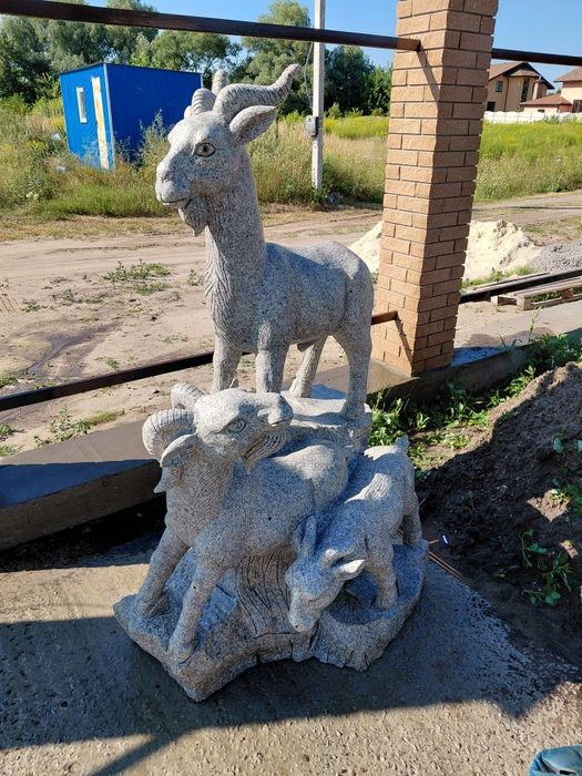 Продам  козлів із мрамора