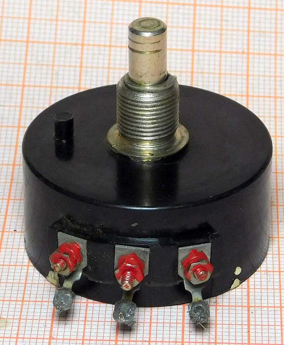 Potencjometr MOCY 250om [097A]C