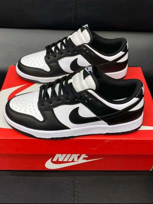 Nike Dunk Low Czarny R.36