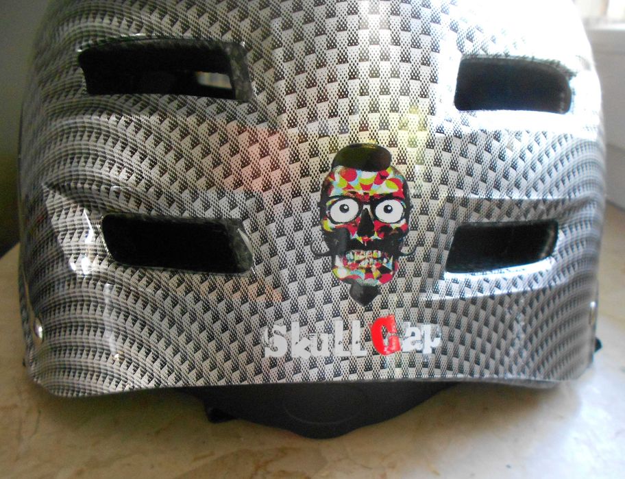 KASK Rower Rolki Deska Łyżwy Skull Cap CARBON roz. L