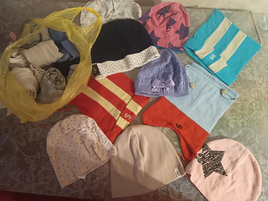 Шапочки+колготки 2 ,5 годика