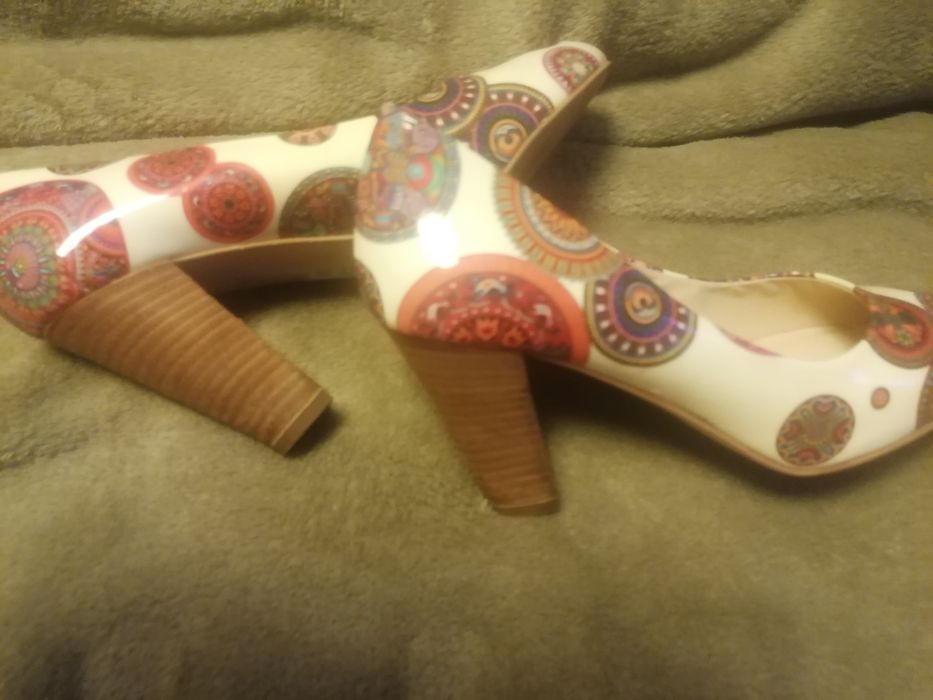 Czółenka skóra naturalna włoska 37