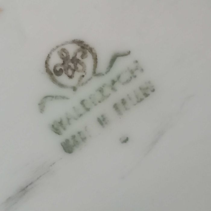 Figurka pies wilk owczarek porcelana prl