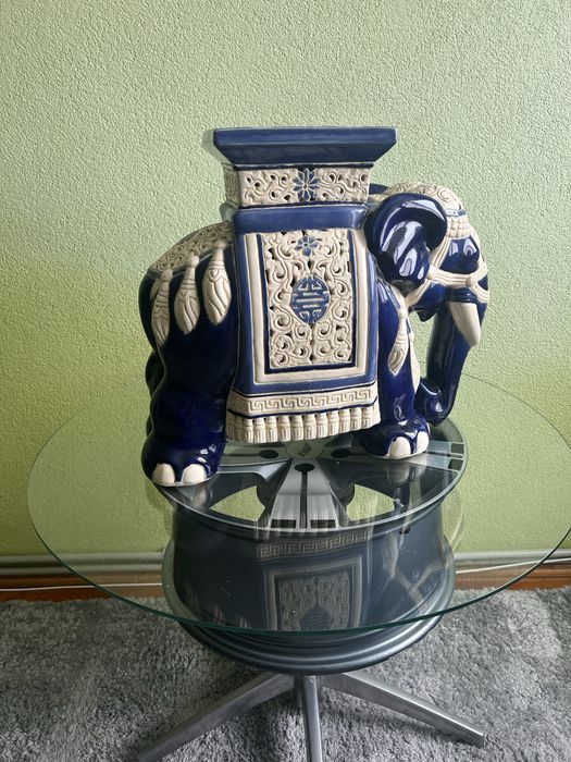 Керамічна підставка у формі слона