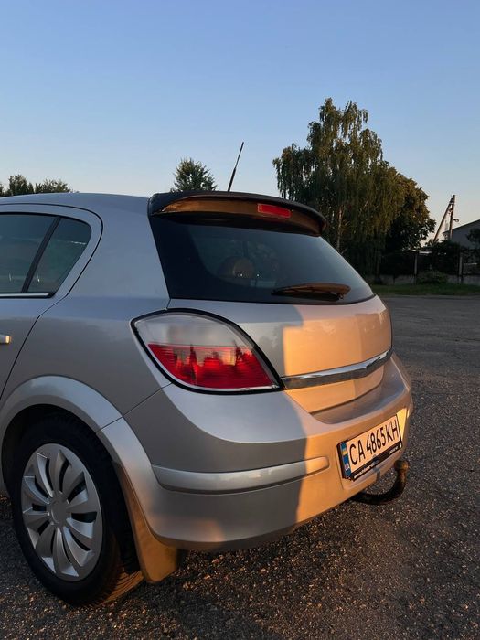 Astra H 1.6 бензин 2005 року
