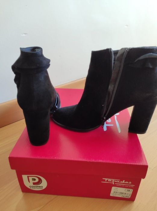 Botins Pretos Tapadas