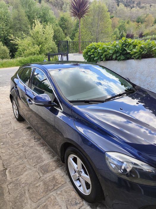 Volvo V40 D2 Momentum diesel
