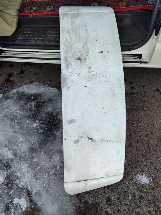 Спойлер багажника Toyota RAV 4    76871-42050