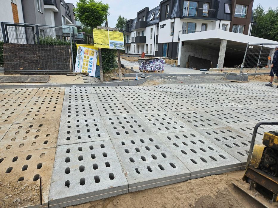 Utwardzenie dróg,wjazdy, ukladanie plyty jumbo/ yomba  ,roboty drogowe