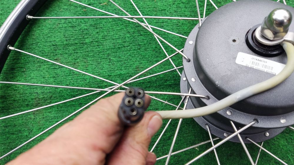 Koło przednie z silnikiem Inergy Xt 36 v