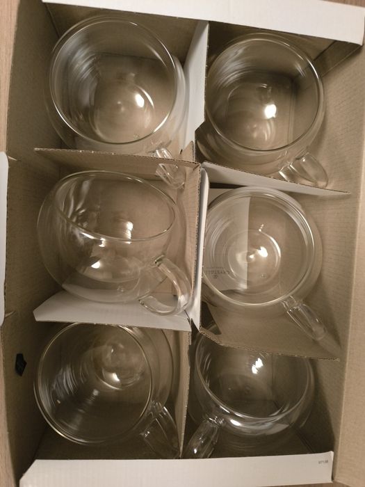 Szklanki termiczne z podwójną ścianką 8szt.