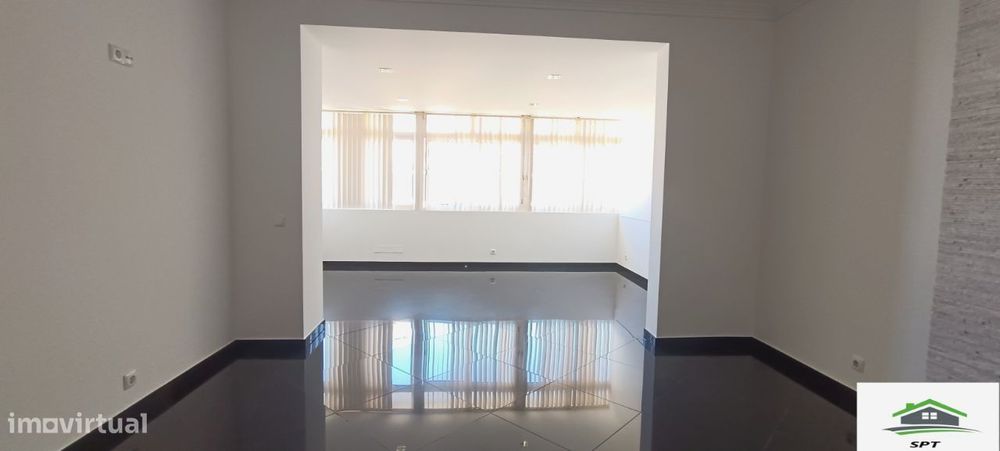 Andar Moradia T3+1 Duplex Coz/equipada C/Logradouro