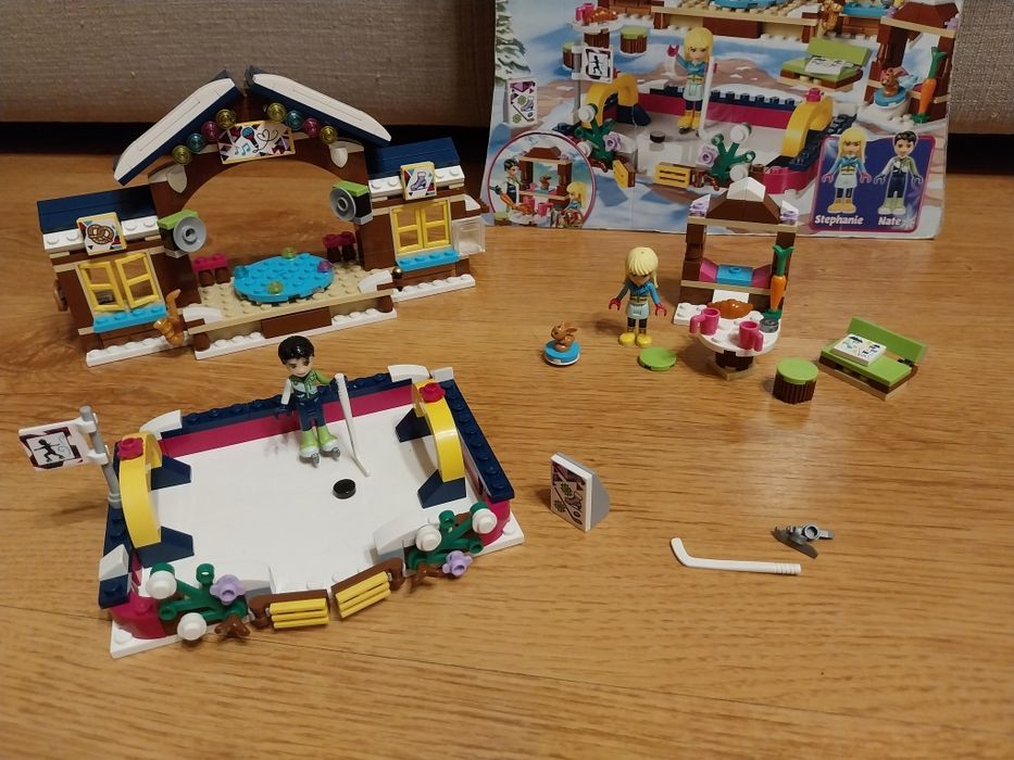 Lego Friends Lodowisko w zimowym kurorcie 41322