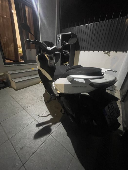 Keeway viest 125 (como nova)