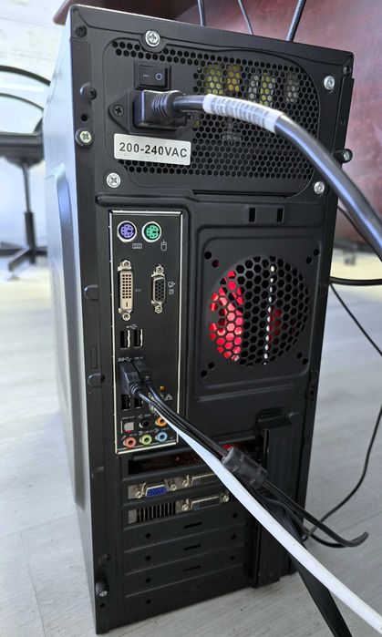 PC Mars Tacens, Intel i5-4460 3.20GHz+16GB RAM+2GB NVIDIA Gforce GTX 750 Ti