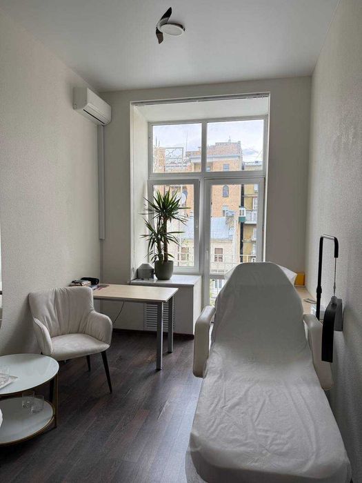 ОФІС, Шоу-рум, Б'юті-кабінет 20 м2 на Хрещатику! Європейська площа!