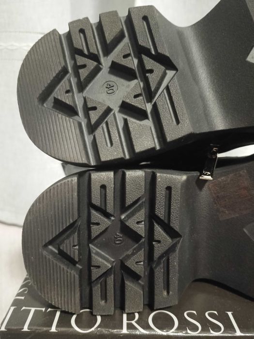 Жіночі чоботи/черевики Vitto Rossi